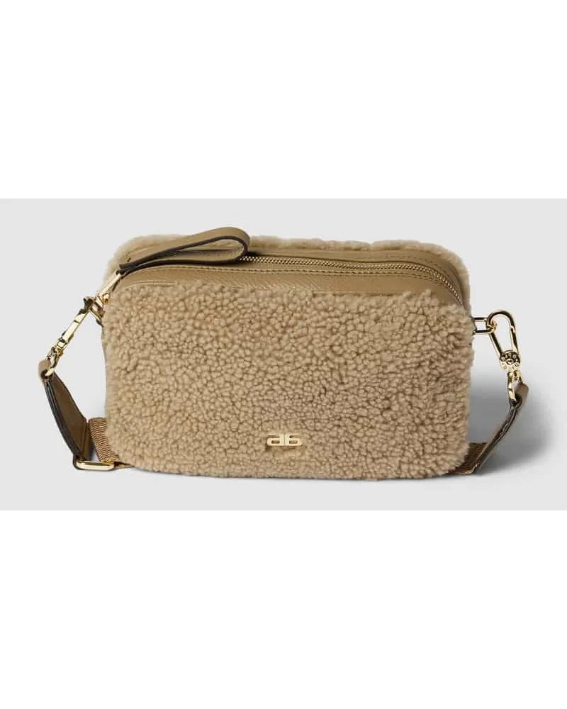 Abro Crossbody Bag aus Lammfell mit Label-Applikation Modell 'POPPY Sand