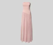Abendkleid in Falten-Optik