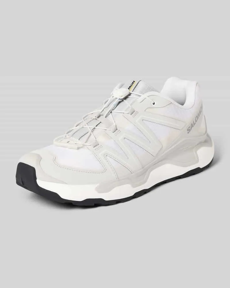 Salomon Sneaker mit profilierter Sohle Modell 'XC ROAM Weiss