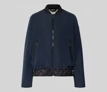 Jacke mit Stehkragen und Reißverschlusstaschen