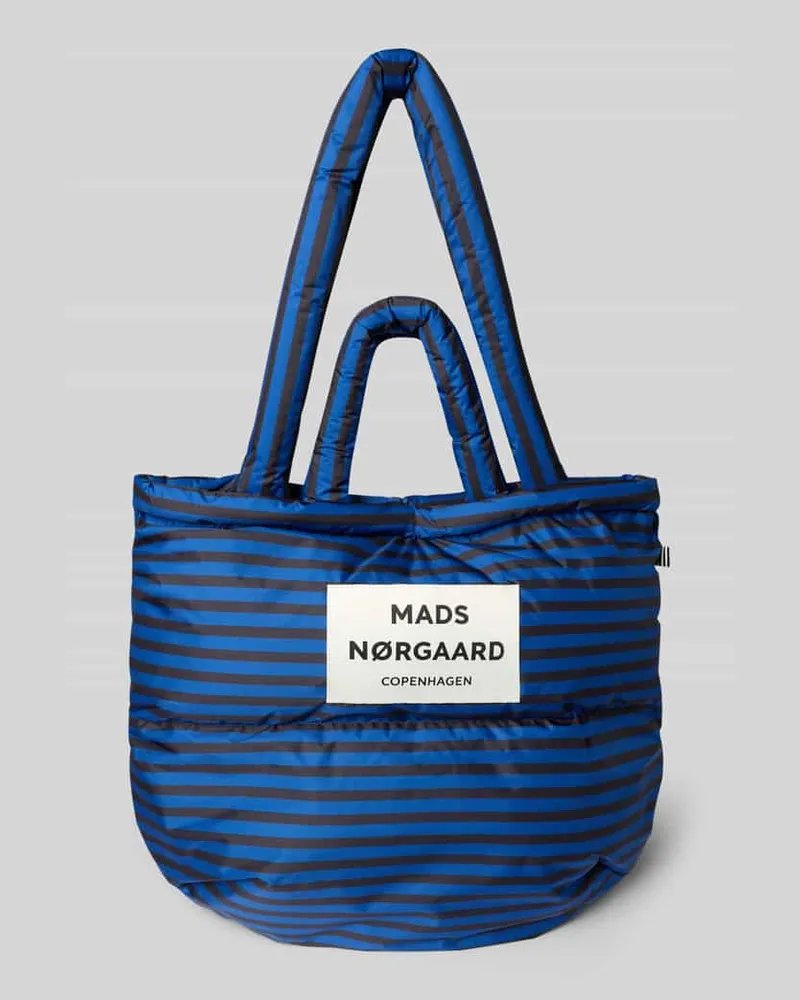 Mads Nørgaard Handtasche mit Steppnähten und Label-Detail Ocean