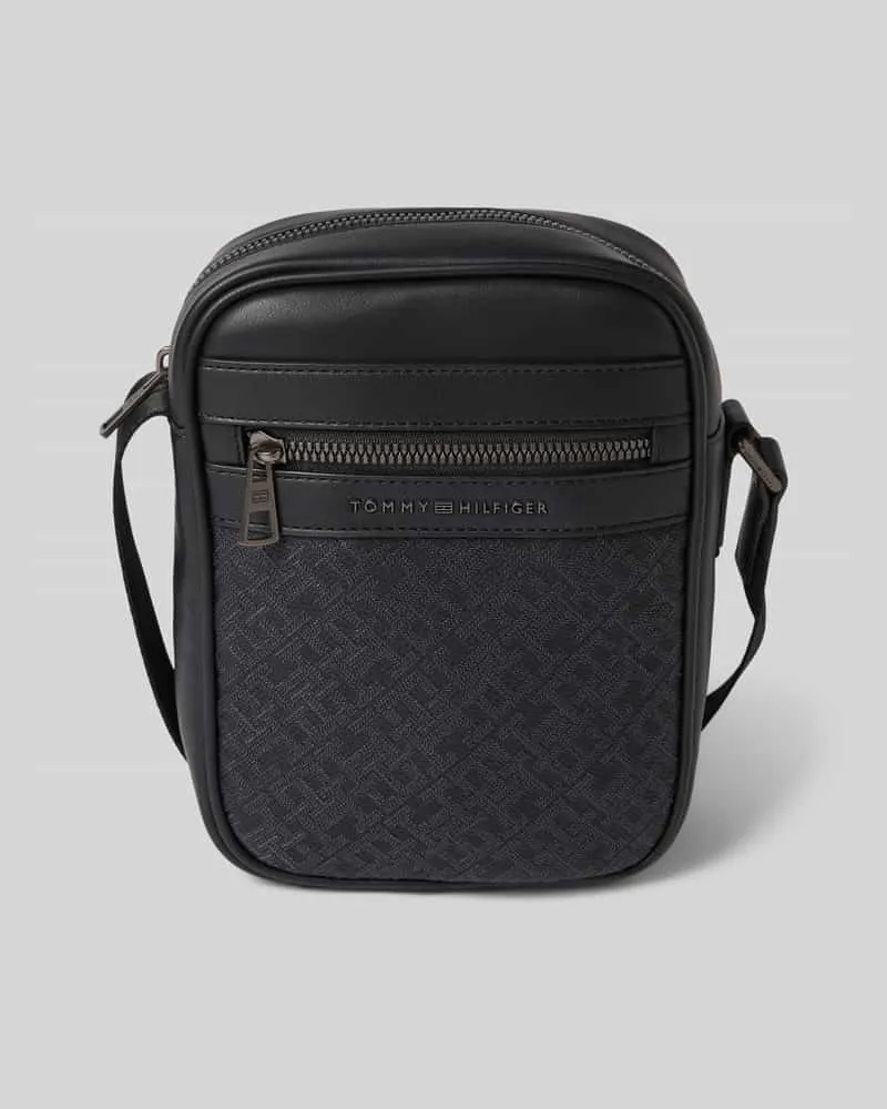 Tommy Hilfiger Umhängetasche mit strukturierter Oberfläche Black
