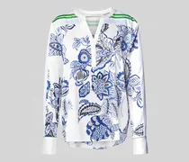 Seidenbluse mit V-Ausschnitt