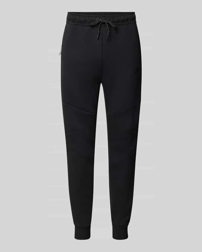 Nike Slim Fit Sweathose aus Baumwoll-Mix Black