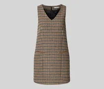 Körpernahes Freizeitkleid aus reiner Wolle