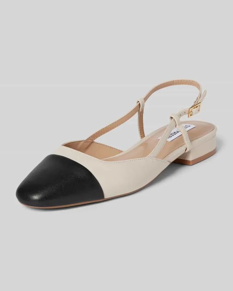 Steve Madden Ballerinas aus Leder mit Dornschließe Ecru