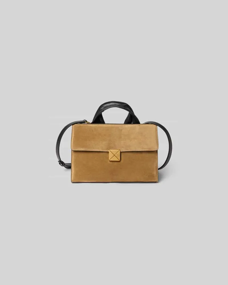 Nanushka Shoulder Bag mit Steckverschluss Hellbraun