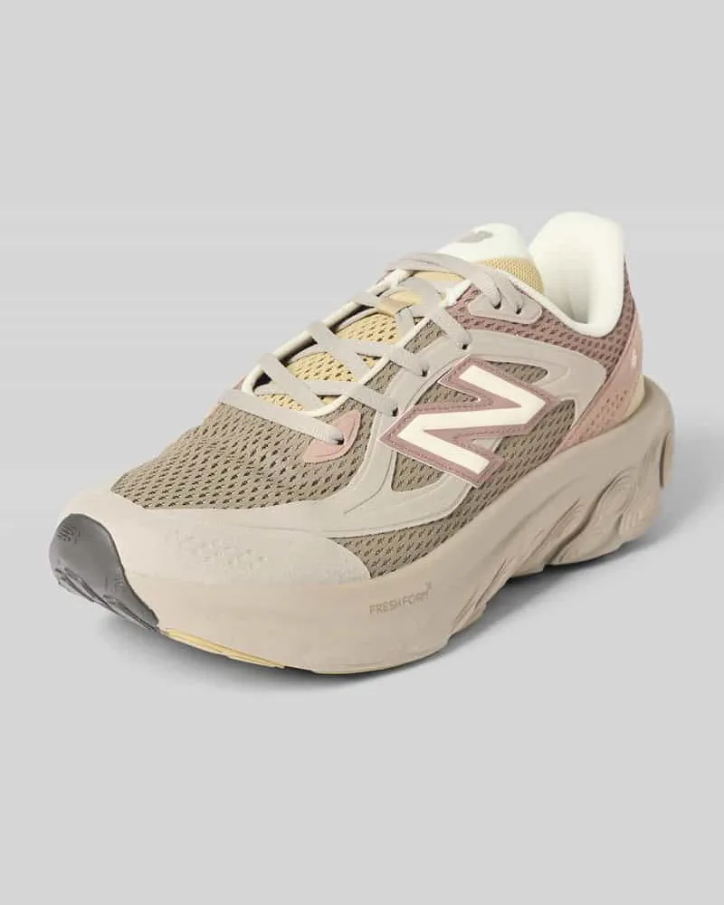 New Balance Sneaker mit Label-Detail Modell 'UTRNAC Hellbraun