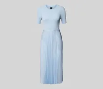 Midikleid mit Plisseefalten Modell 'Fadridi