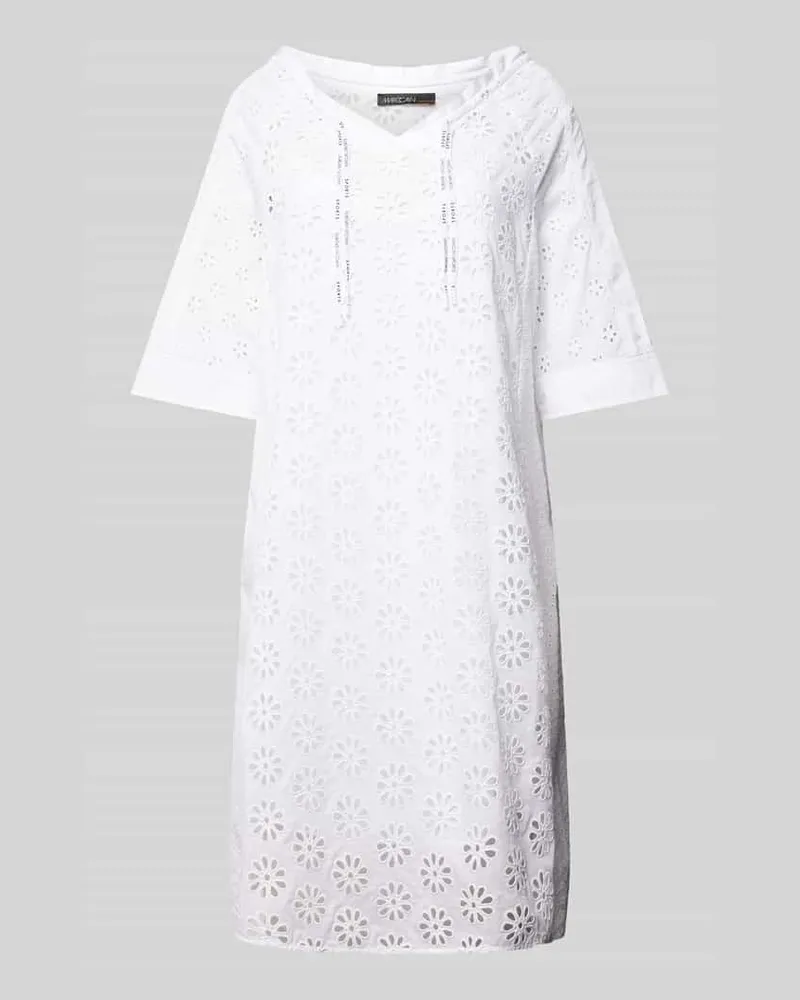 Marc Cain Knielanges Kleid mit Lochstickerei Weiss