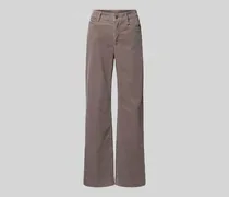 Cordhose mit weitem Bein und Eingrifftaschen