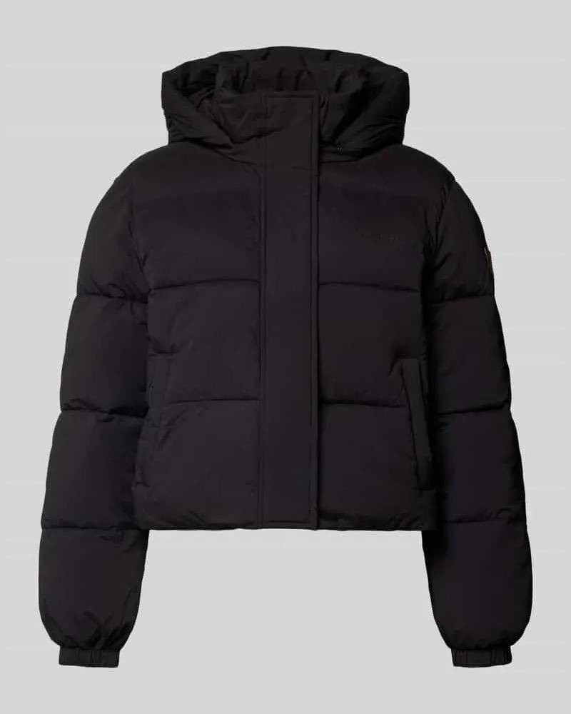 Guess Cropped Steppjacke mit Eingrifftaschen Black