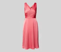 Knielanges Cocktailkleid mit Plisseefalten