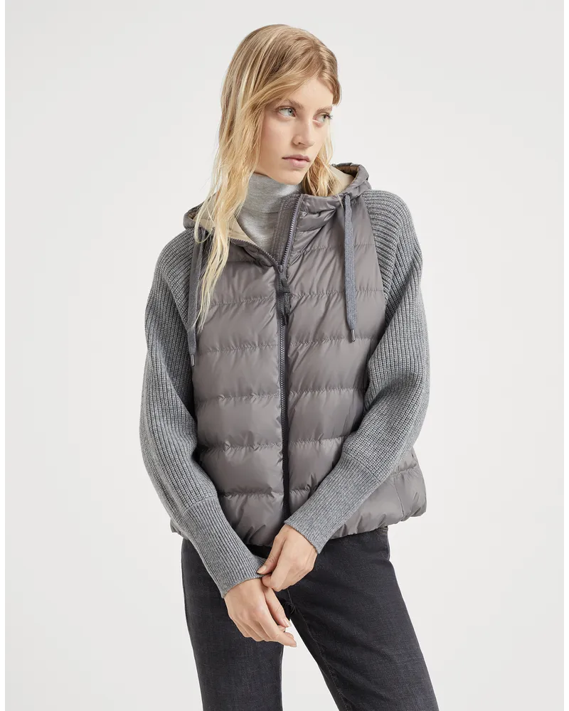 Brunello Cucinelli Daunenjacke aus Strick Grau