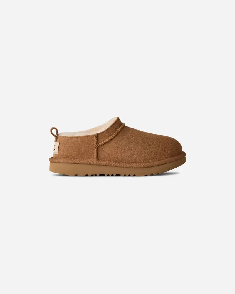 UGG Classic Micro Boot für Kinder in Brown, Größe Veloursleder Chestnut