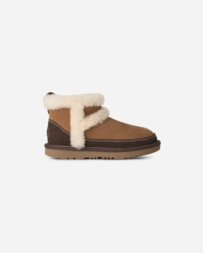 UGG Classic Mini II Heritage Boot für Kinder in Brown, Größe Chestnut
