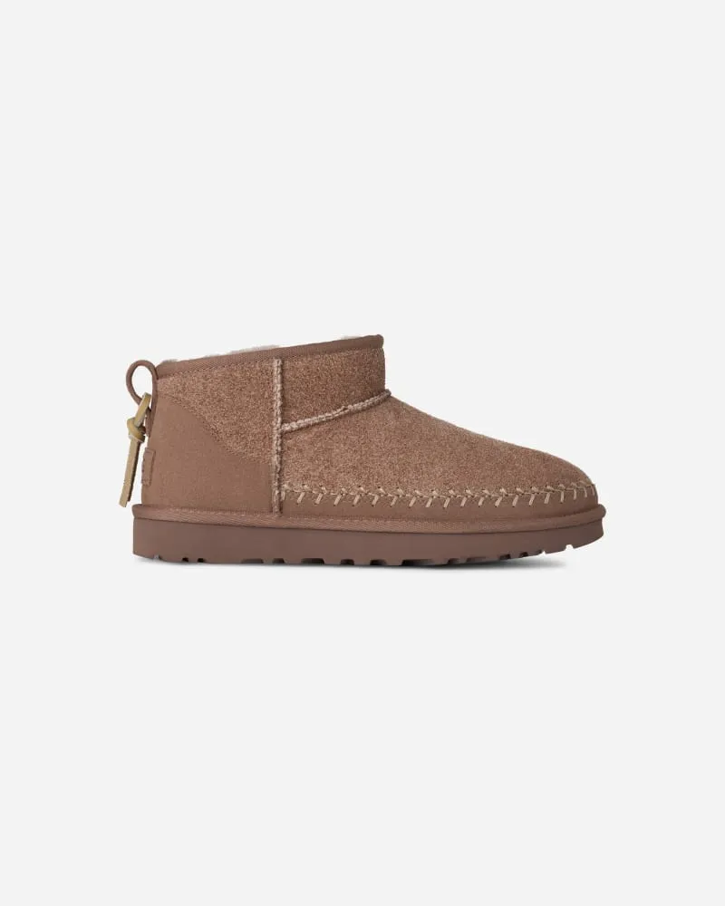 UGG Classic Ultra Mini Biarritz Boot für Damen in Rocky Oak, Größe Veloursleder Rocky