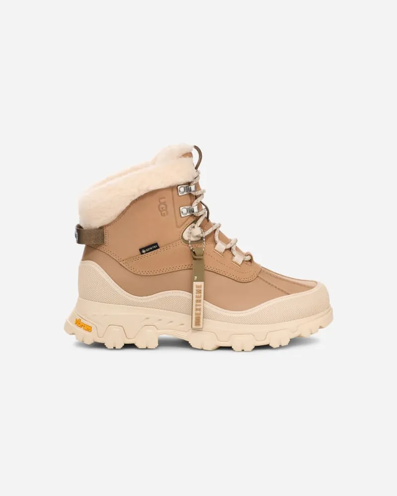 UGG Adirondack Meridian Boot für Damen in Beige, Größe Leder/Nubukleder Sand