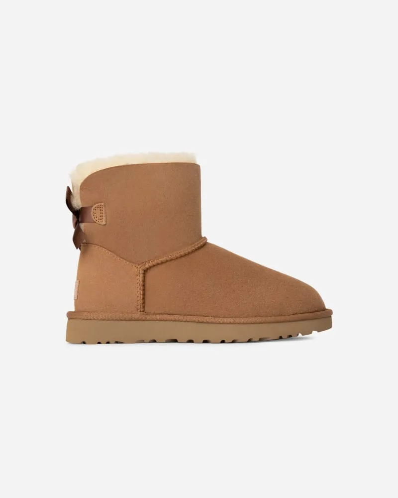 UGG Mini Bailey Bow II Boot für Damen | UGG® EU in Brown, Größe Schaffell Chestnut