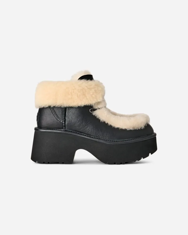 UGG Classic Esmee Schnürstiefel aus Leder für Damen in Black, Größe Black