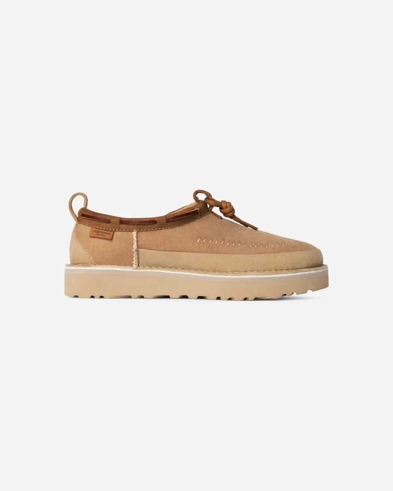 UGG Tasman Crafted Regenerate für Damen | UGG® EU in Beige, Größe Schaffell Sand