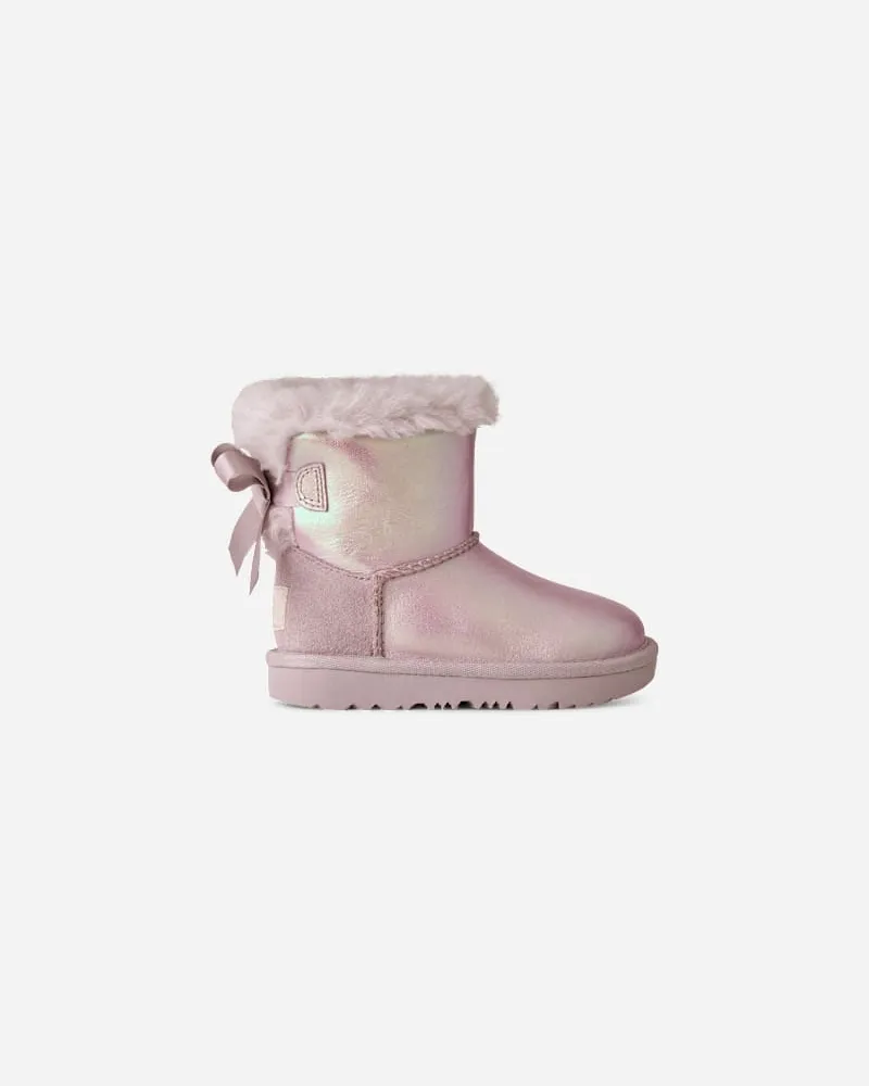 UGG Mini Bailey Bow II Frosted Boot für Kinder in Lavender Smoke, Größe Lavender