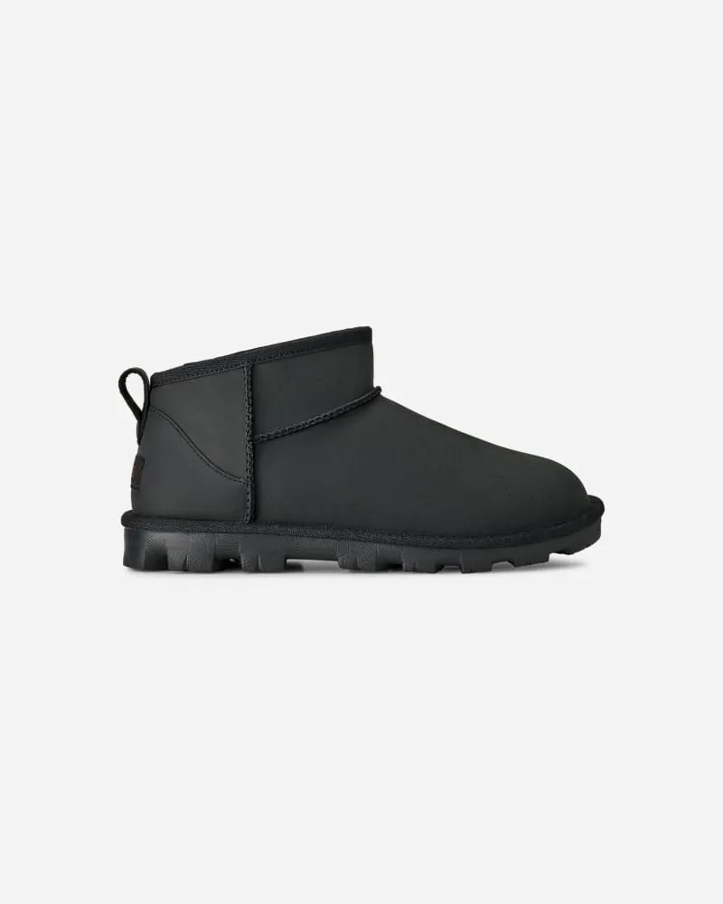 UGG Essential Ultra Mini Leather Boot für Damen in Black, Größe Leder Black