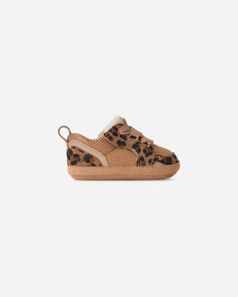 UGG Lowmel Spotted Bootie für Kinder in Brown, Größe Tan