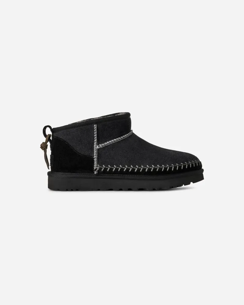 UGG Classic Ultra Mini Biarritz Boot für Damen in Black, Größe Veloursleder Black