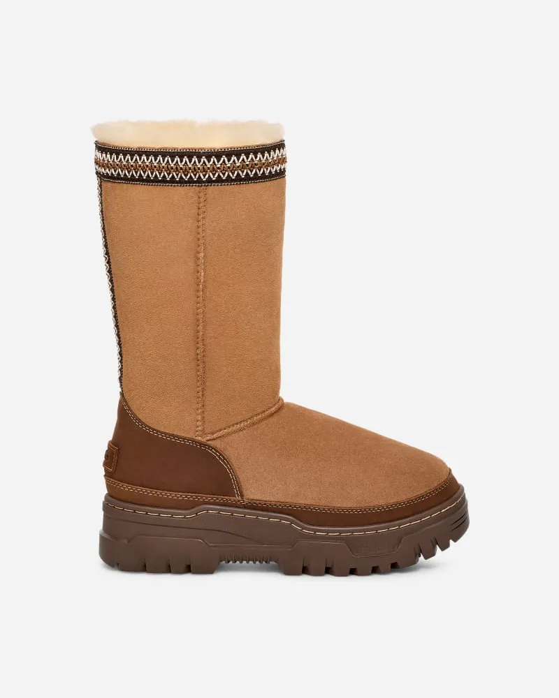 UGG Classic Tall TrailGazer Boot für Damen in Brown, Größe Leder/Veloursleder Chestnut