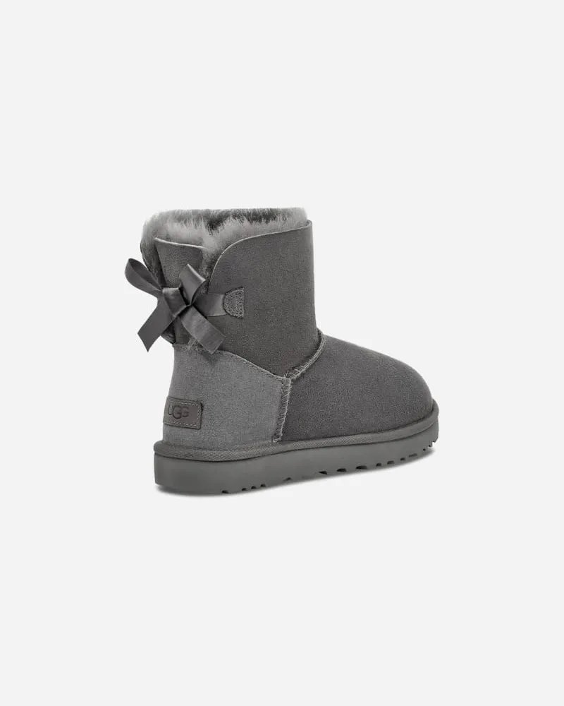 UGG Mini Bailey Bow II Classic Mini Boots für Damen in Grey, Größe Schaffell Grey