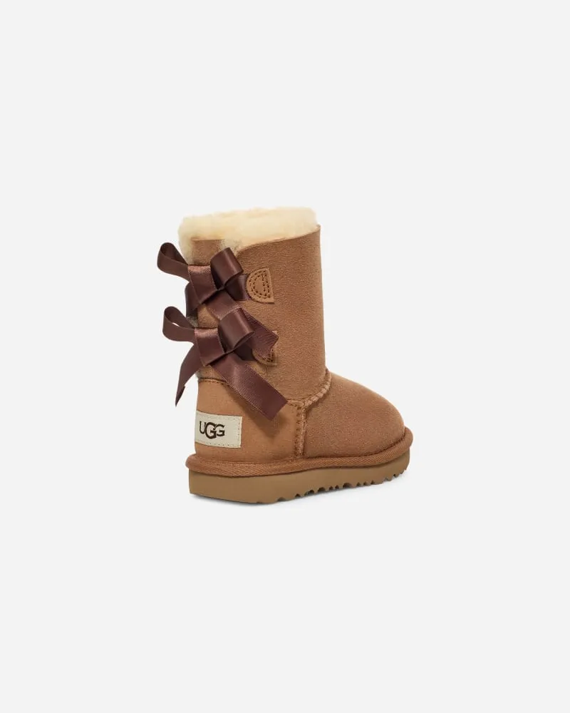 UGG Bailey Bow II Boot für Kinder | UGG® EU in Brown, Größe Twinface Chestnut