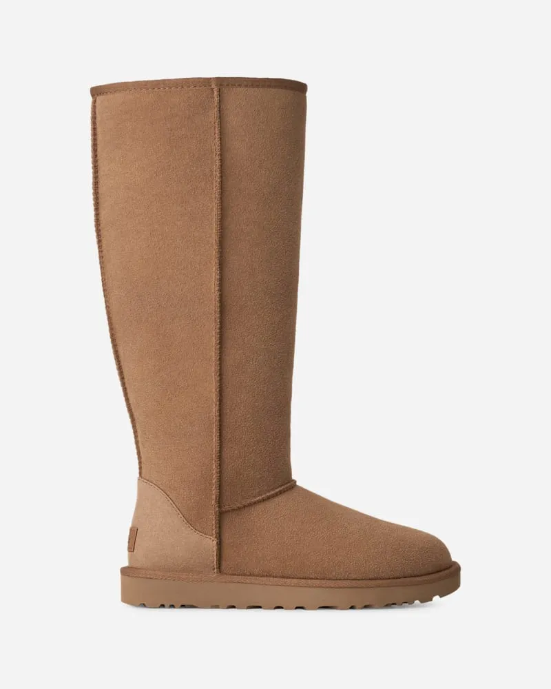 UGG Classic Ultra Tall Boot für Damen in Brown, Größe Chestnut