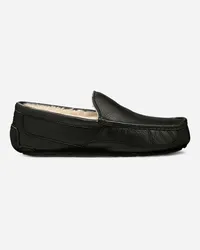 UGG Ascot Hausschuh Black