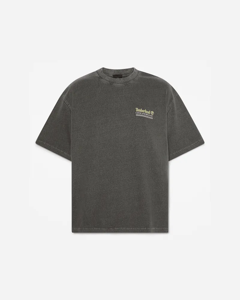 Timberland All Gender T-Shirt mit „Fly Fishing"-Grafikprint in Schwarz, Schwarz, Größe Schwarz