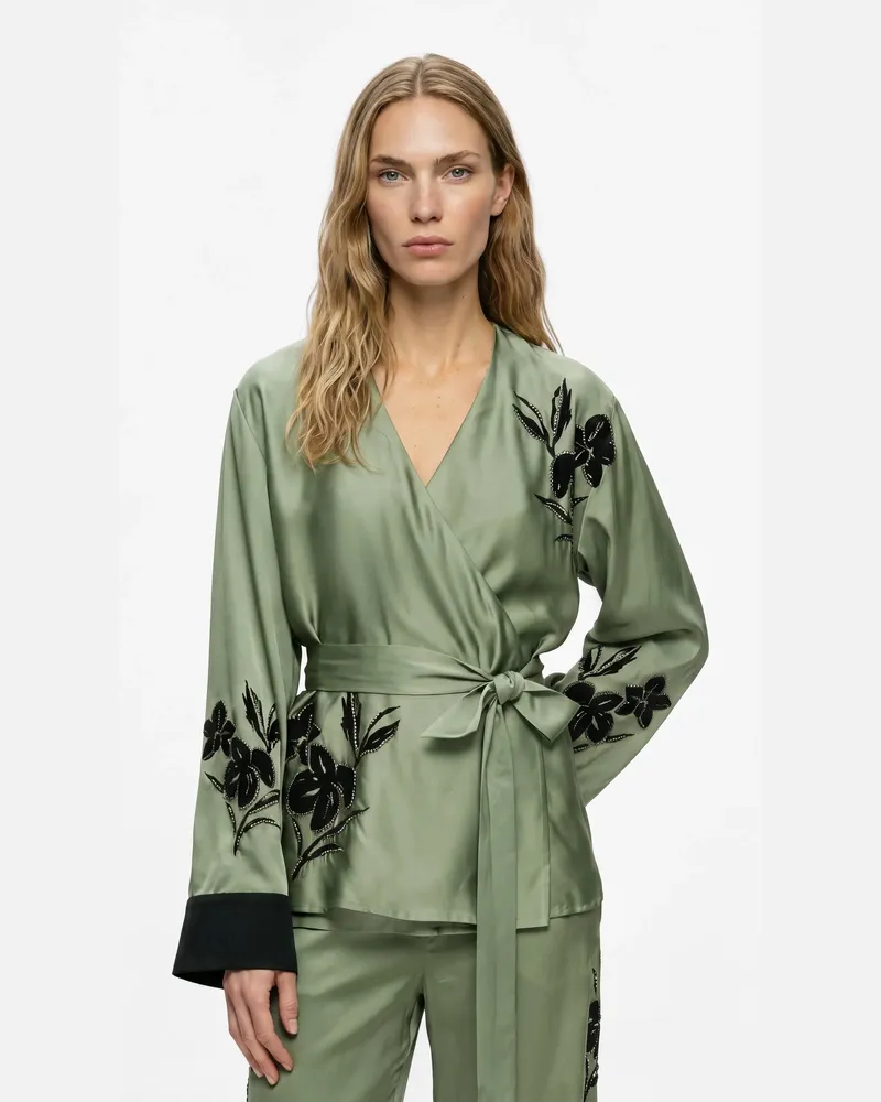 Karl Lagerfeld Satin-wickelbluse Mit Orchideenmuster, Female, Heckengrün, Size Green