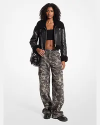 Michael Kors Cargohose aus Denim mit Camouflage-Print und Weitem Bein Grau