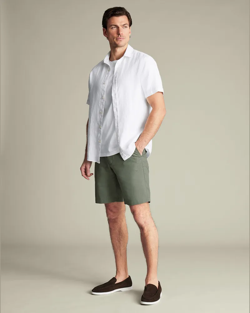 Charles Tyrwhitt Shorts aus Baumwoll-Leinen-Mix Grün
