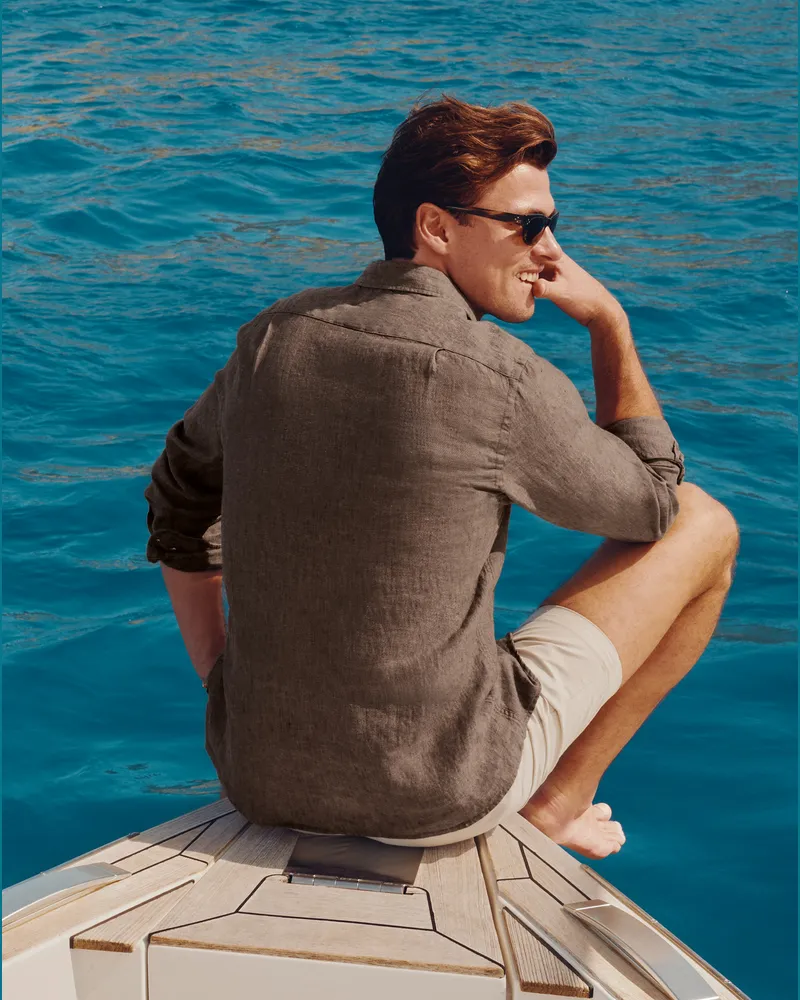 Charles Tyrwhitt Reines Leinenhemd Mokka Braun