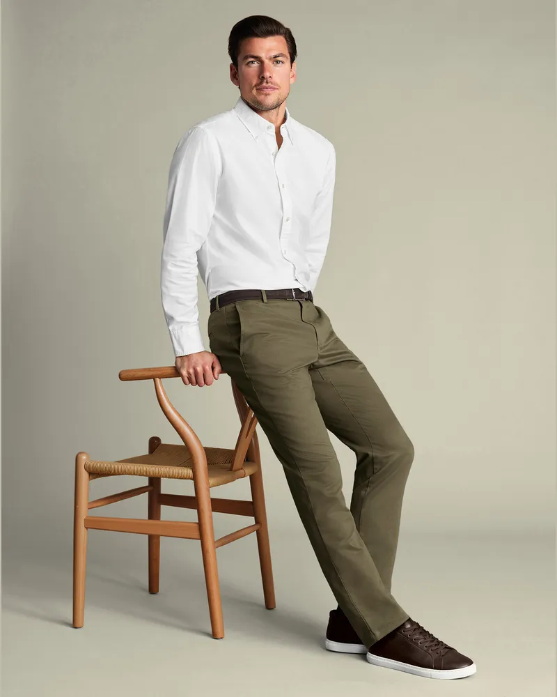 Charles Tyrwhitt Ultimative Bügelfreie Chino Grün