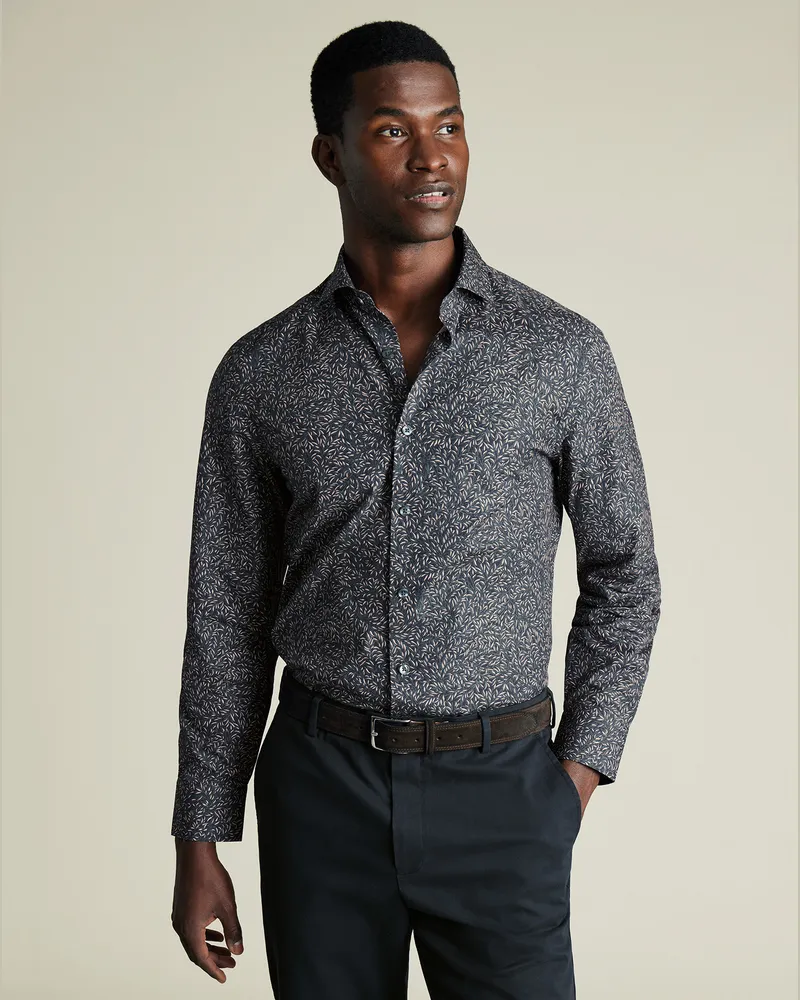 Charles Tyrwhitt Hemd aus Liberty Fabric Marineblau