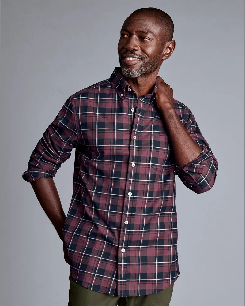 Charles Tyrwhitt Bügelfreies Twill-Hemd Purple