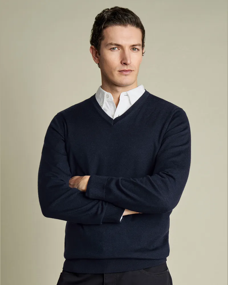 Charles Tyrwhitt Merinopullover mit V-Ausschnitt Marineblau