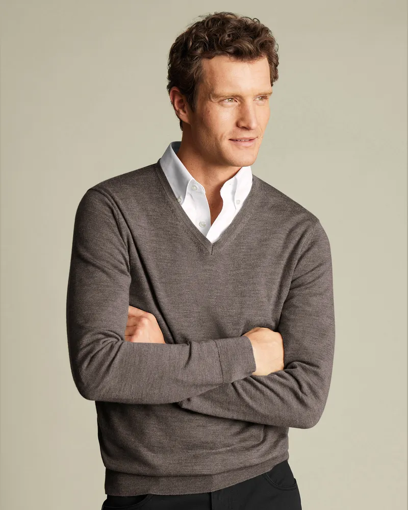 Charles Tyrwhitt Merinopullover mit V-Ausschnitt Braun