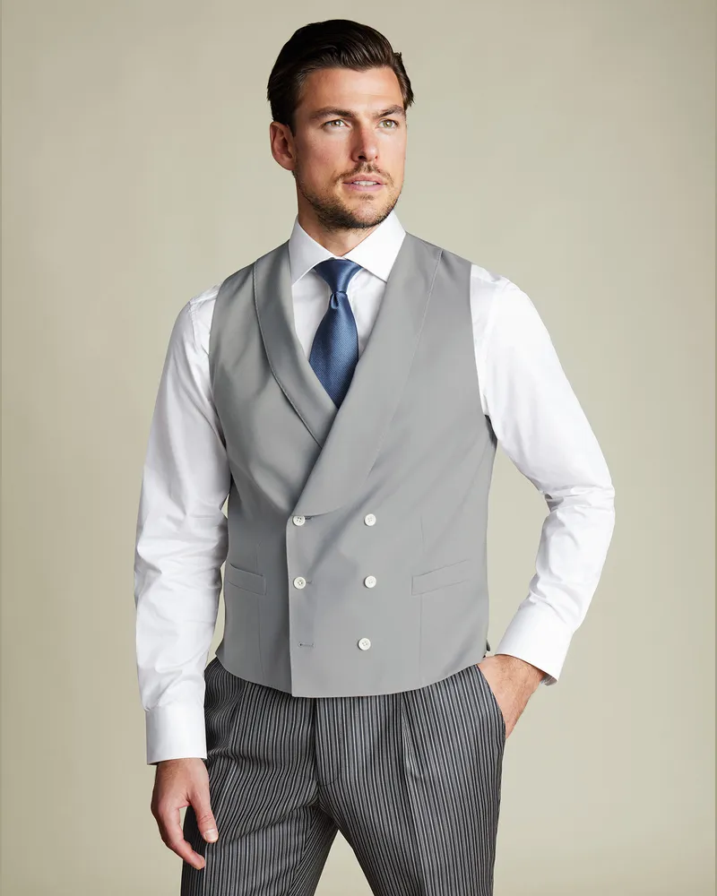 Charles Tyrwhitt Cutaway-Anzugweste Hellgrau Grau