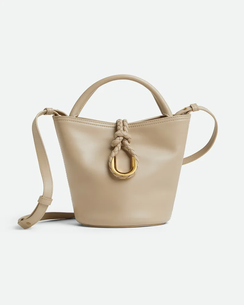 Bottega Veneta Kleine Liberta Beteltasche Ecru
