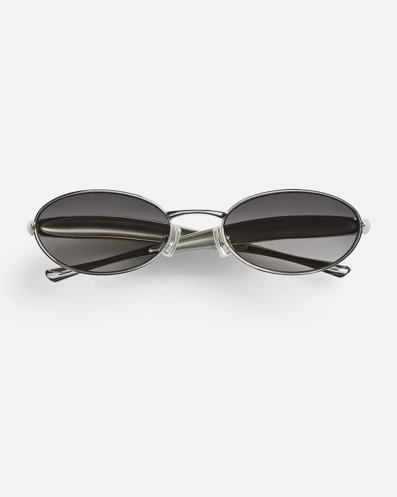Bottega Veneta Ovale Sardine Sonnenbrille Silver