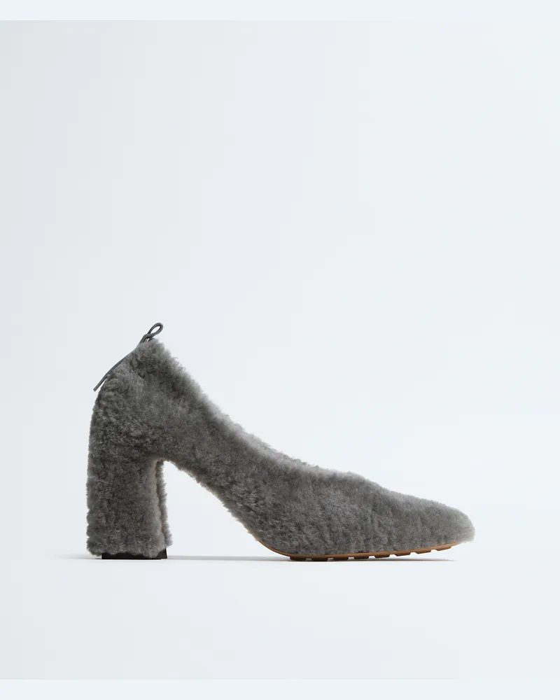 Bottega Veneta Allegra Pumps - Grau & Silberfarben - Damen 70% Merino-Shearling & 30% Lammleder Grau