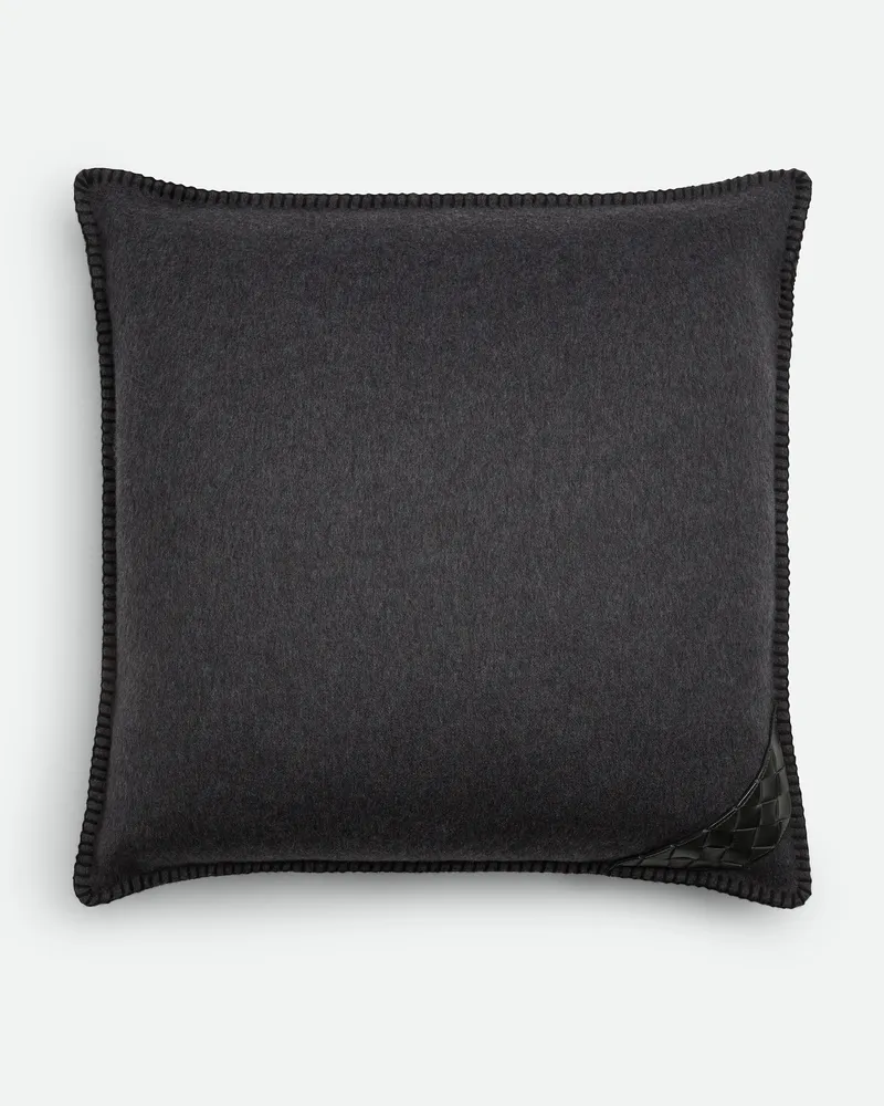 Bottega Veneta Kissen Mit Intrecciato Aufnäher - Grau & Silberfarben - Unisex - 90 % Wolle & 10 % Kaschmir Grau