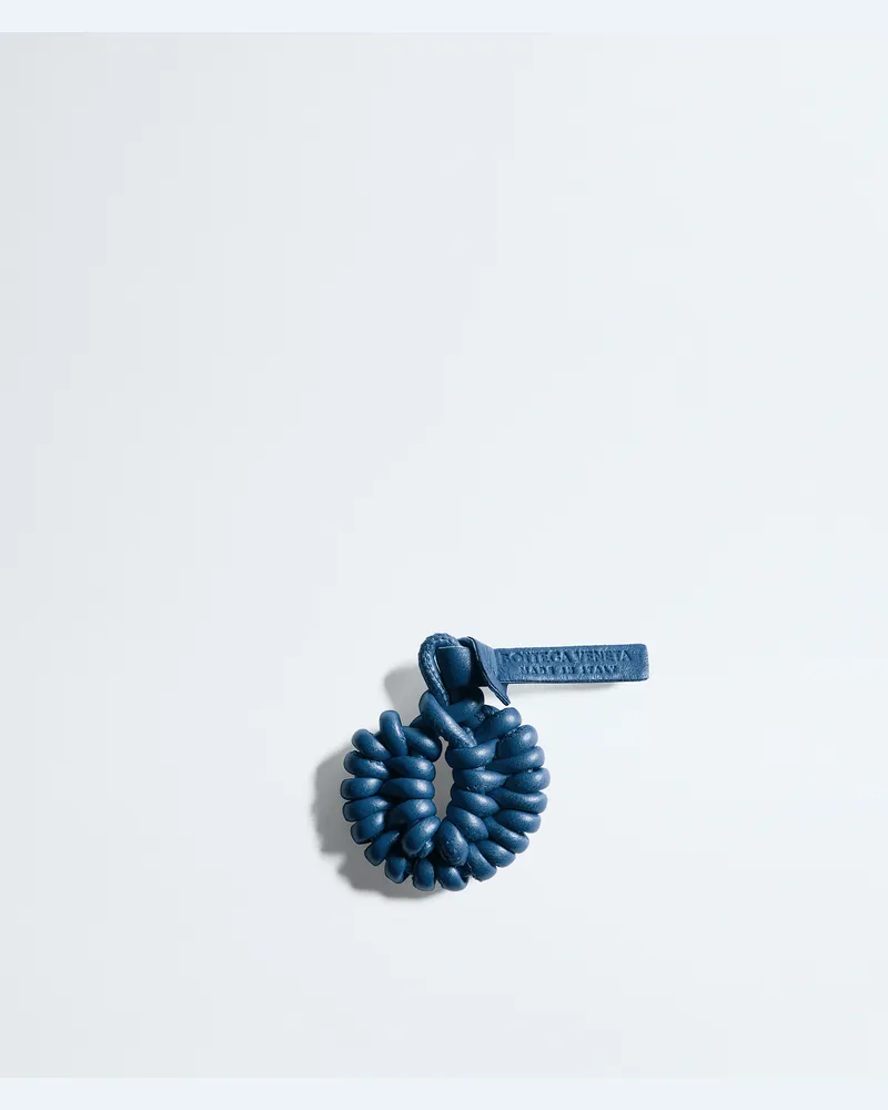 Bottega Veneta Schuh-Charm mit geknoteter Muschel-Blau - Unisex Blau